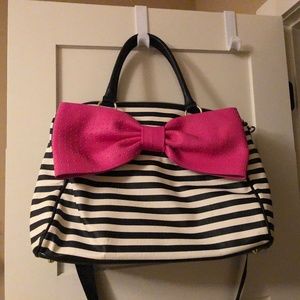 Large Betsey Johnson Weekender Bag Tote